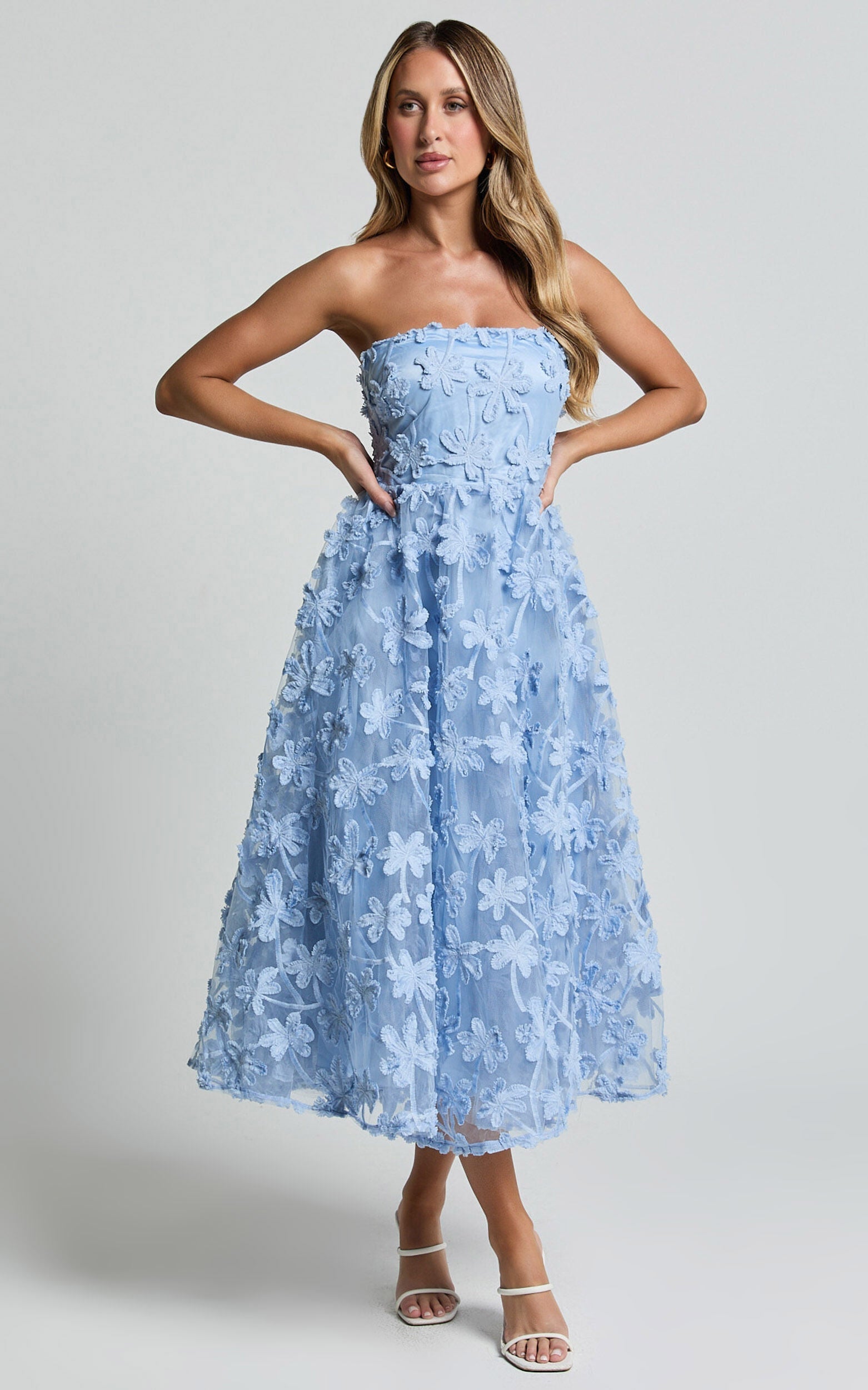 Rheiva Midi Dress - Strapless 3D Embroidery Midi Dress in SOFT BLUE